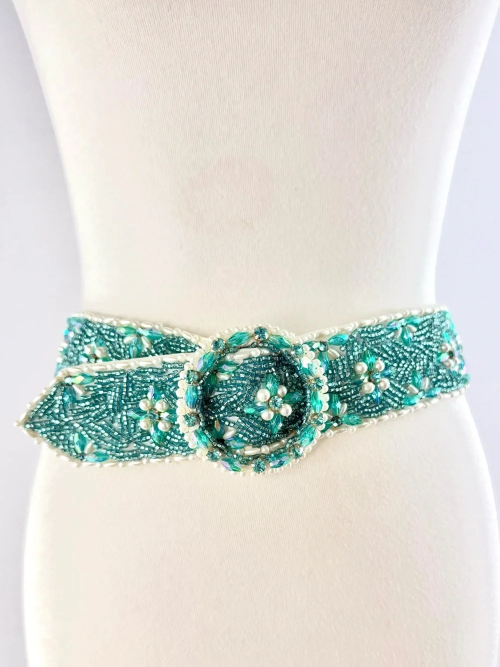 HARIELA'S Vintage Turquoise Floral Beaded Circle Buckle Statement Belt